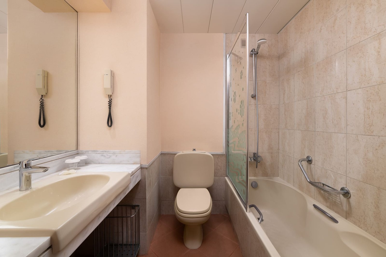 Standard Room - Sea View 001